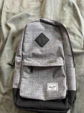 Herschel Supply Co. Crossbody / Shoulder Bag – Gray w/ Red Striped Interior